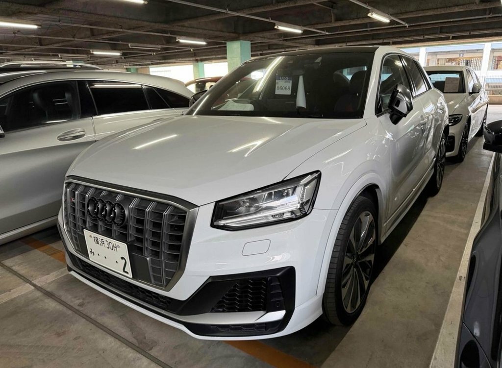 Audi SQ2 Suv White #5