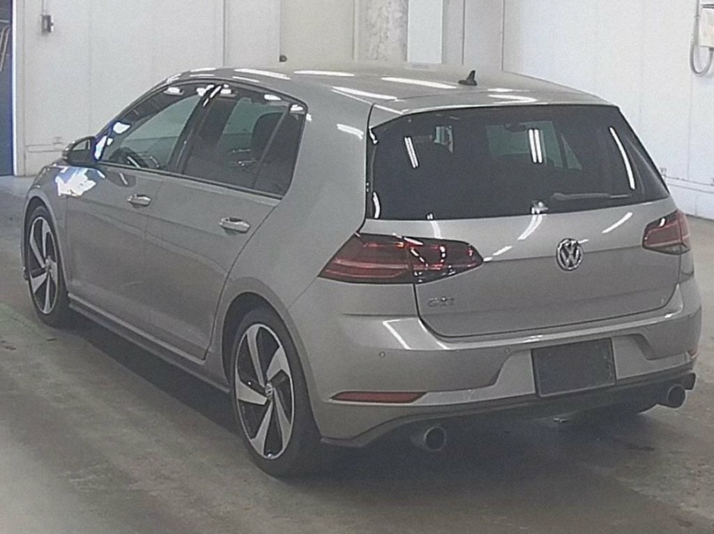 Volkswagen Golf 2L Gti Silver #2