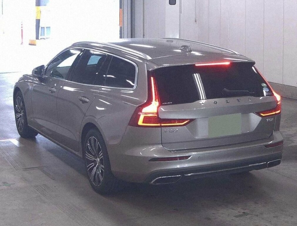 Volvo V60 2L Inscription Gold #3
