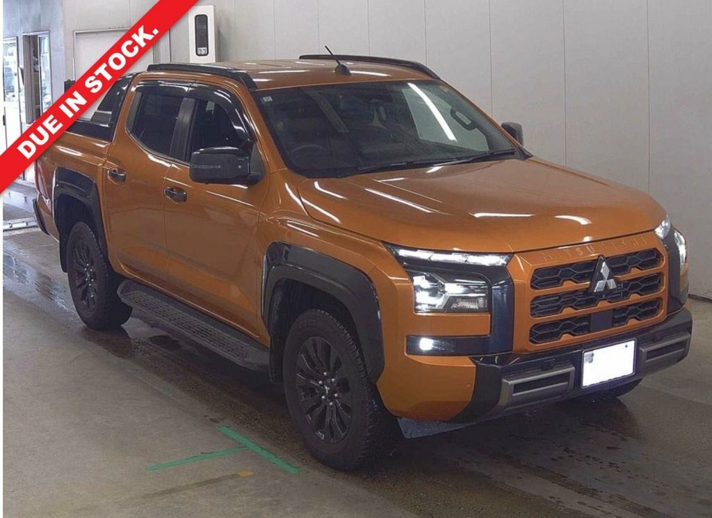 Mitsubishi L200 2.4L Titan Orange