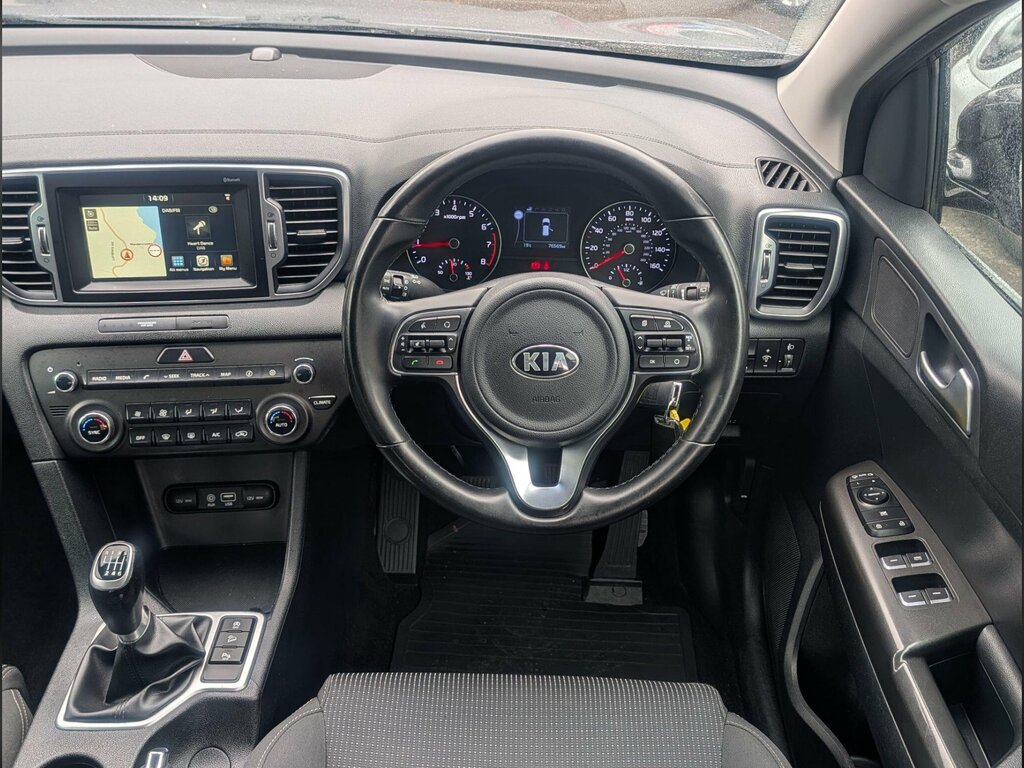 Kia Sportage 1.6 Gdi 2 Euro 6 Ss MM18VMW Silver #2