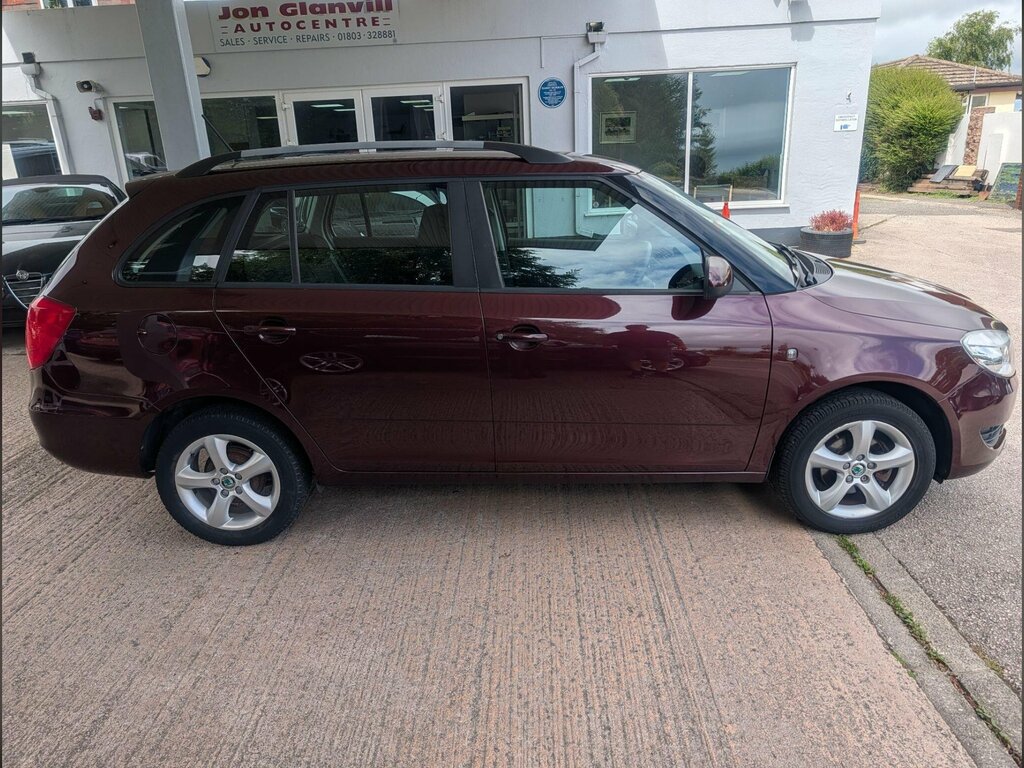 Skoda Fabia 1.2 S Euro 5 Red #7