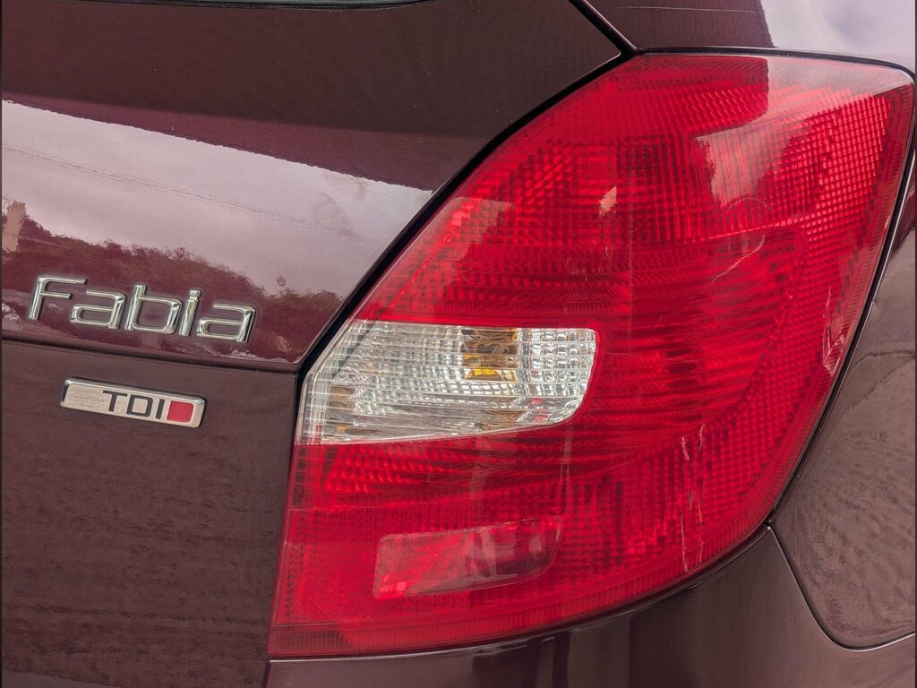 Skoda Fabia 1.2 S Euro 5 Red #16