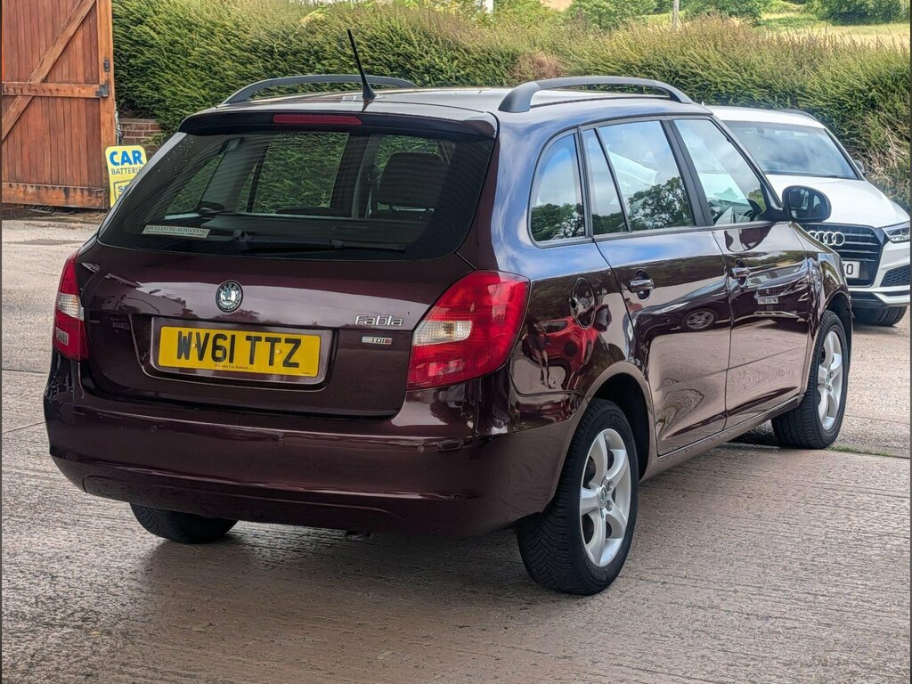 Skoda Fabia 1.2 S Euro 5 Red #8