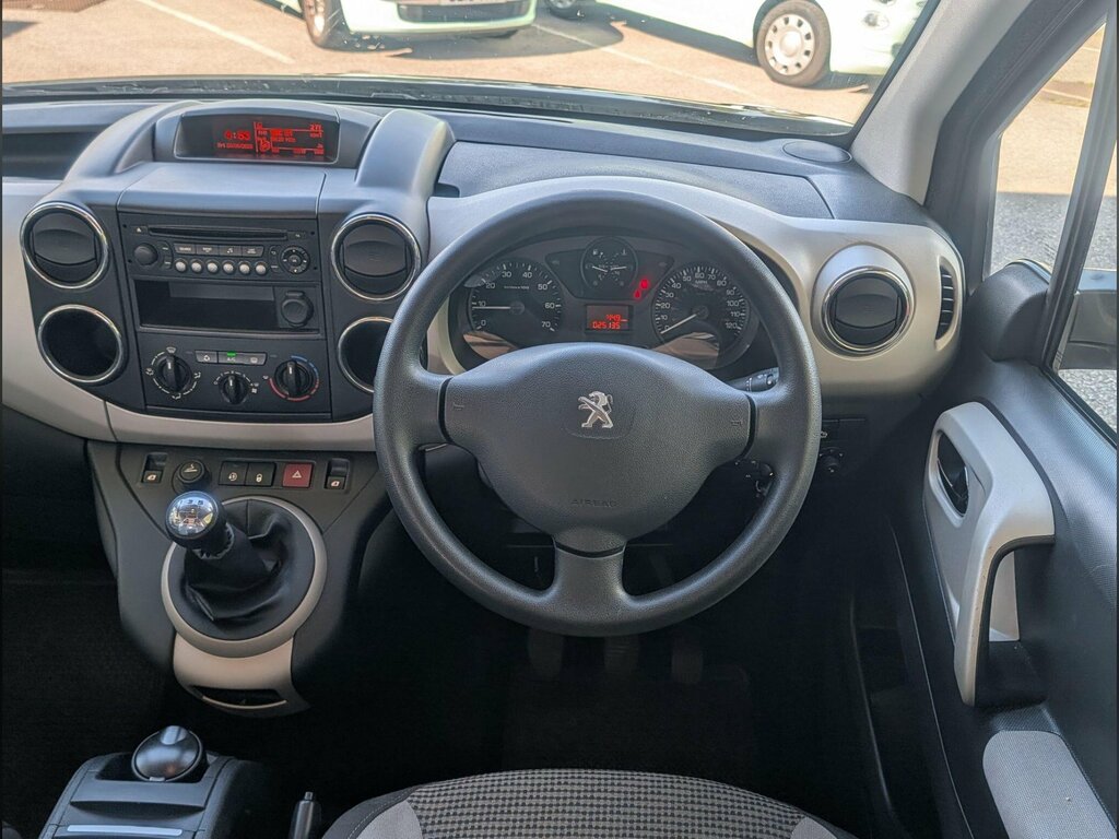 Peugeot Partner Tepee Tepee 1.6 Hdi Tepee Outdoor Blue #41