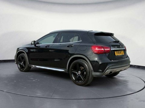 Mercedes-Benz GLA Class 1.6 Gla 200 OU18MTJ Black #3