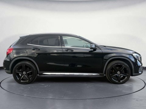 Mercedes-Benz GLA Class 1.6 Gla 200 Black #6