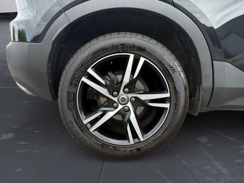 Volvo XC40 R Design White #14