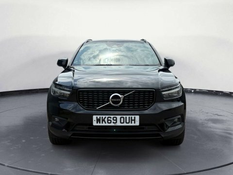 Volvo XC40 R Design White #8