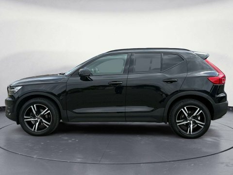 Volvo XC40 2.0 Xc40 R-design Black #2
