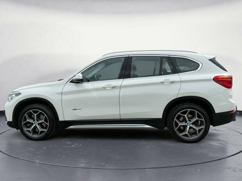 BMW X1 2.0 X1 Xdrive MT66MHU White #2