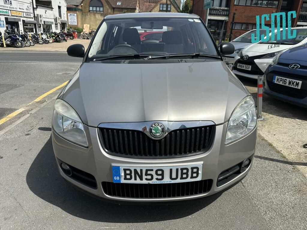 Skoda Fabia 1.2 Htp 12V 1 Hatchback 140 G K Beige #4