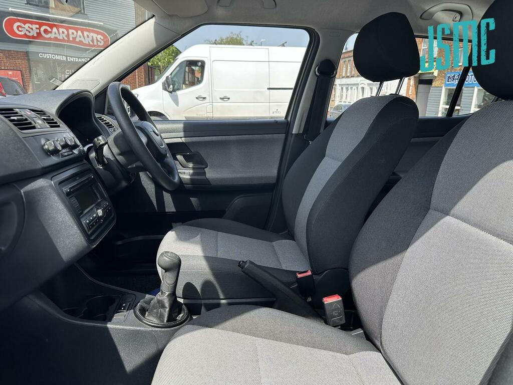 Skoda Fabia 1.2 Htp 12V 1 Hatchback 140 G K Beige #5