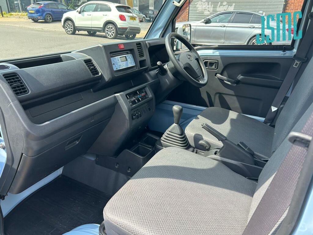 Daihatsu HiJet 700 Blue #2