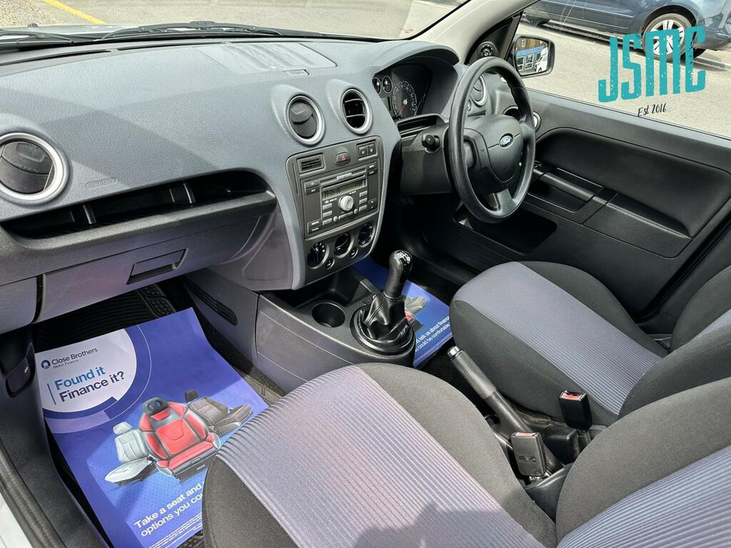 Ford Fusion Style Climate Silver #2