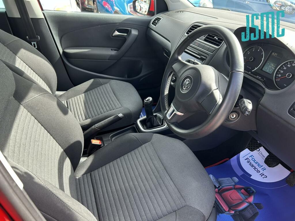 Volkswagen Polo Match Red #5