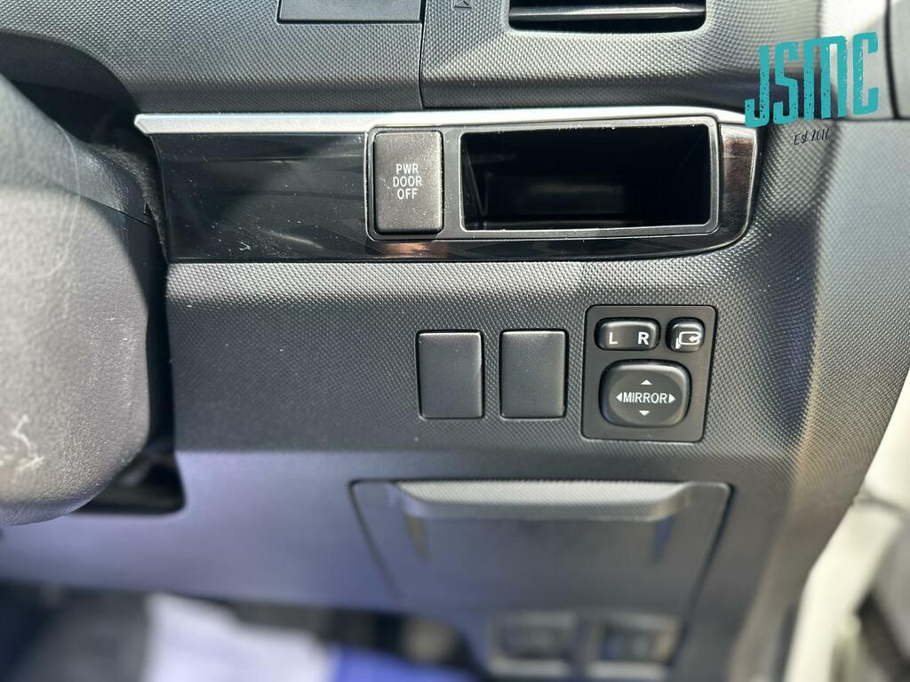Toyota Estima 2.4L Gr Silver #28
