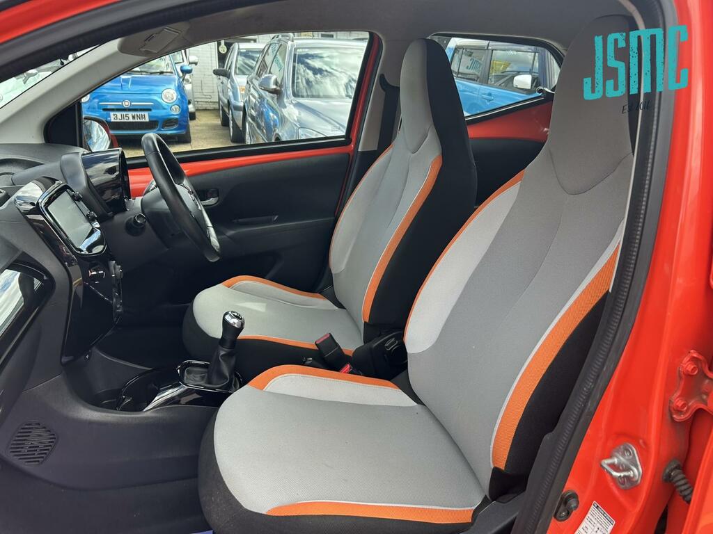 Toyota Aygo X X-cite Orange #6