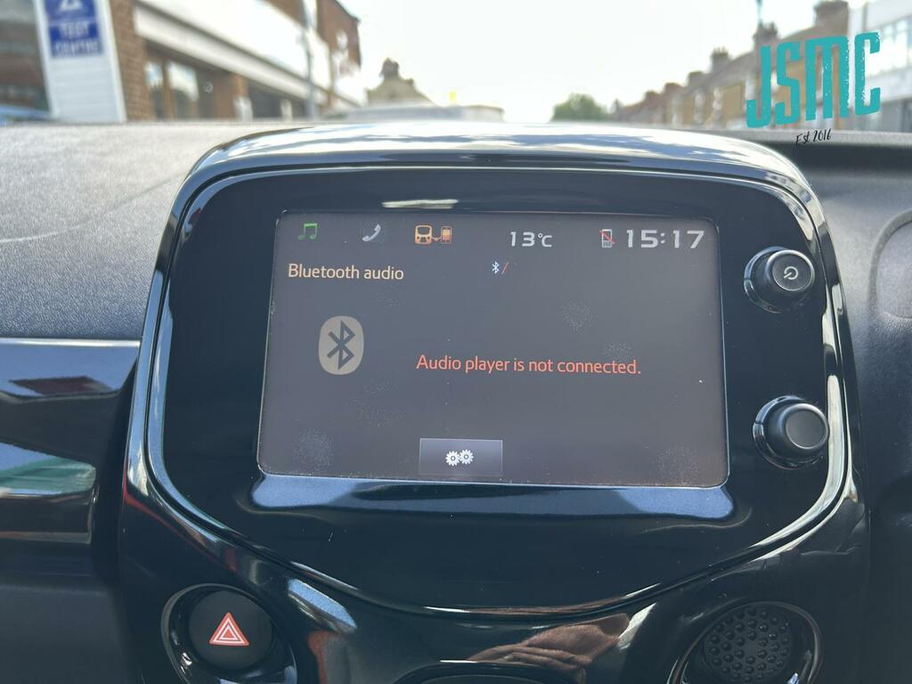 Toyota Aygo X X-pression White #21