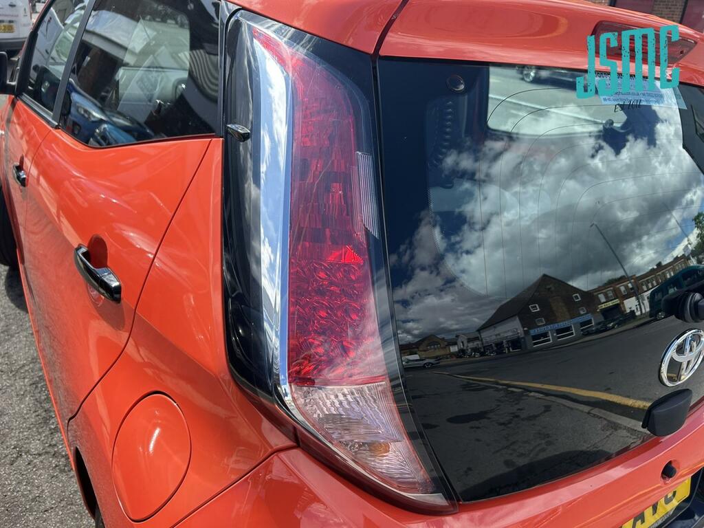Toyota Aygo X X-pression White #38