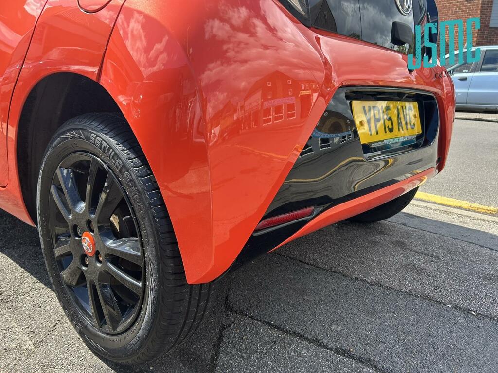Toyota Aygo X X-pression White #31