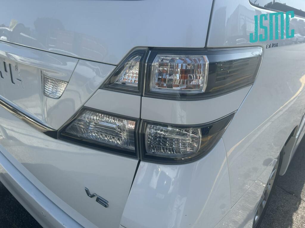Toyota Vellfire , , Ulez Exempt , Fresh Import , 8 Sea Silver #38