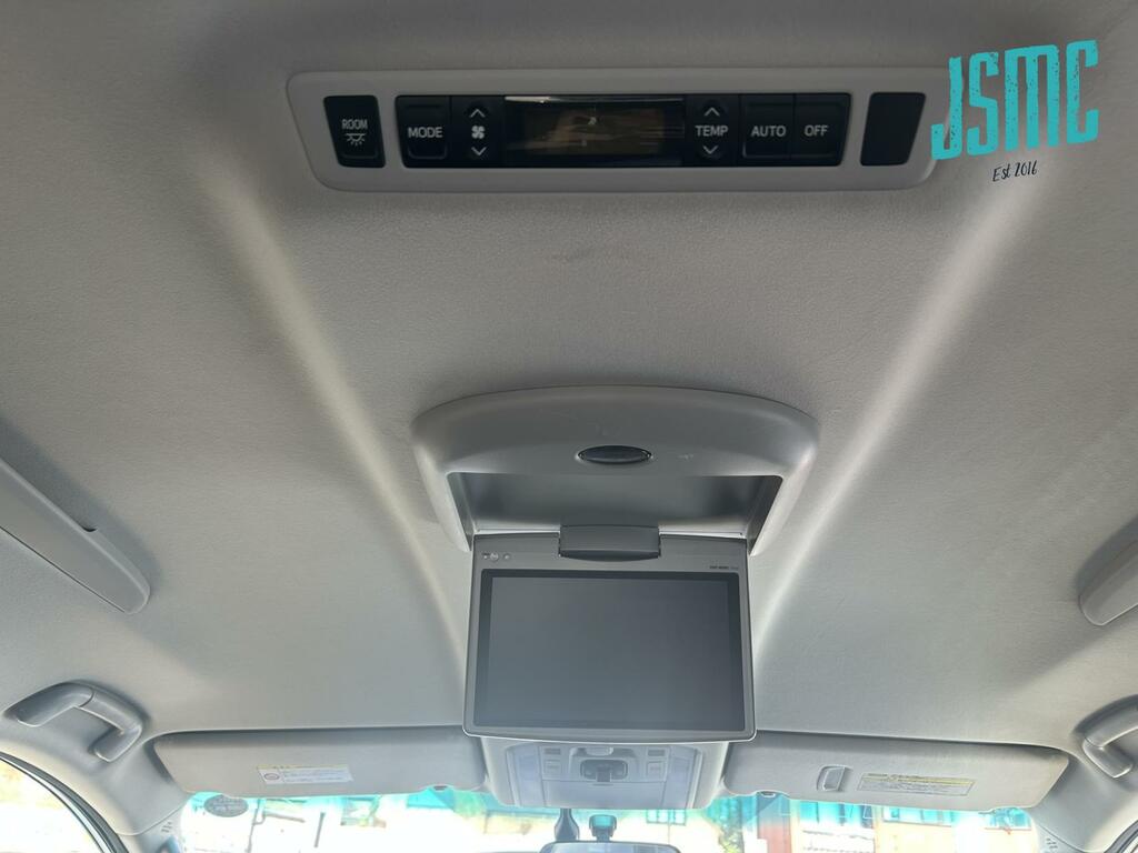 Toyota Vellfire , , Ulez Exempt , Fresh Import , 8 Sea Silver #24