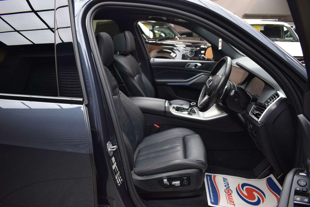 BMW X5 M M Sport White #18