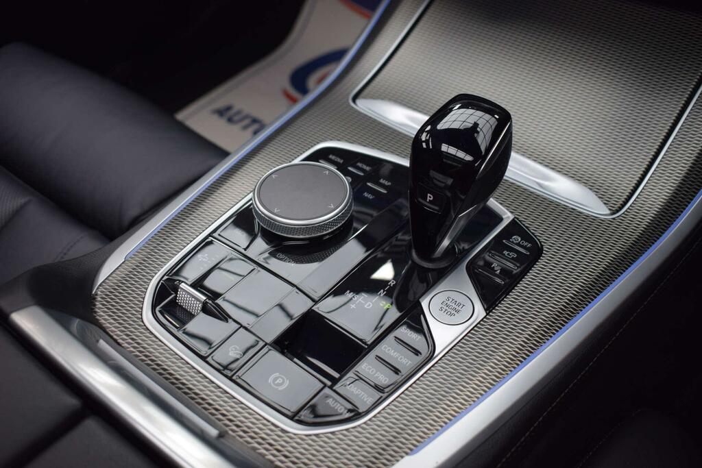 BMW X5 M M Sport White #37