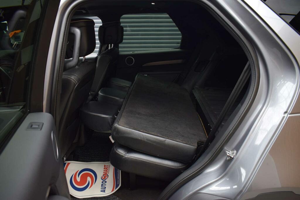 Land Rover Discovery 3.0 D300 R-dynamic Hse Grey #23