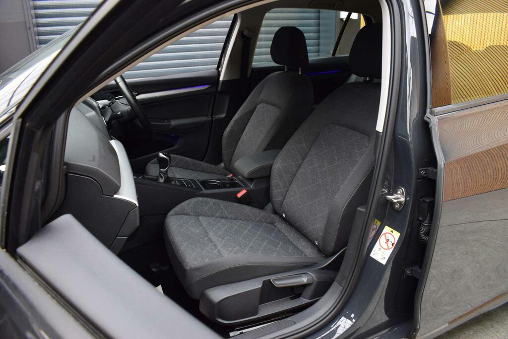 Volkswagen Golf 1.5 Tsi Life Hatchback Blue #20