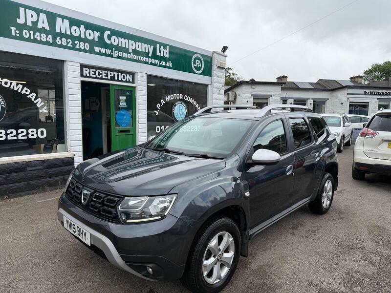 Dacia Duster 1.5-blue-dci-comfort-suv-5dr-diesel-manual-euro-6- Grey