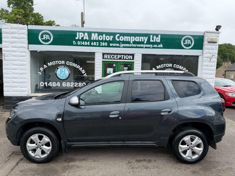 Dacia Duster 1.5-blue-dci-comfort-suv-5dr-diesel-manual-euro-6- YM19BHY Grey #2
