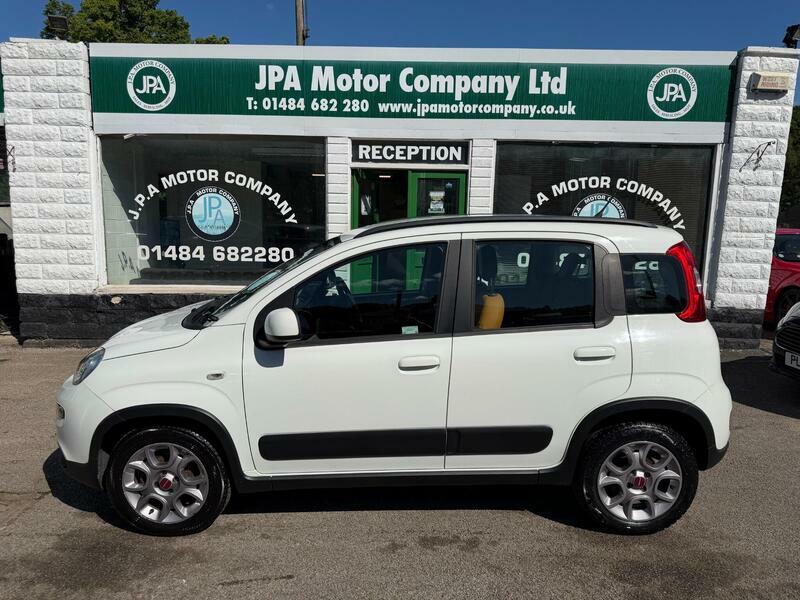 Fiat Panda 0.9-twinair-trekking-hatchback-5dr-petrol-manual-e White #2