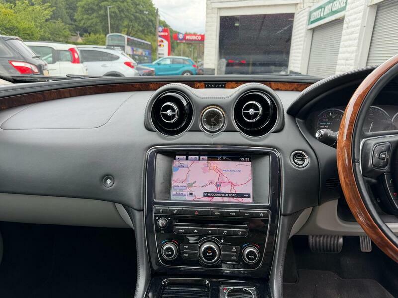 Jaguar XJ  Black #15