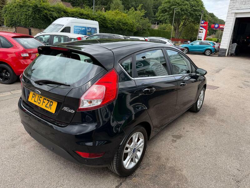 Ford Fiesta 1.5-tdci-zetec-hatchback-5dr-diesel-manual-euro-5- PL15FZR Black #5