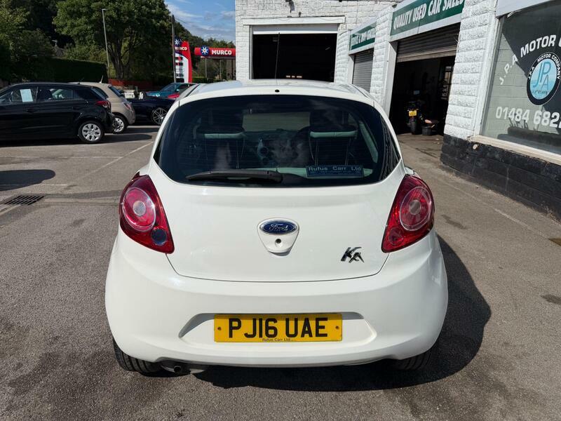 Ford KA 1.2-zetec-white-edition-hatchback-3dr-petrol-manua White #4