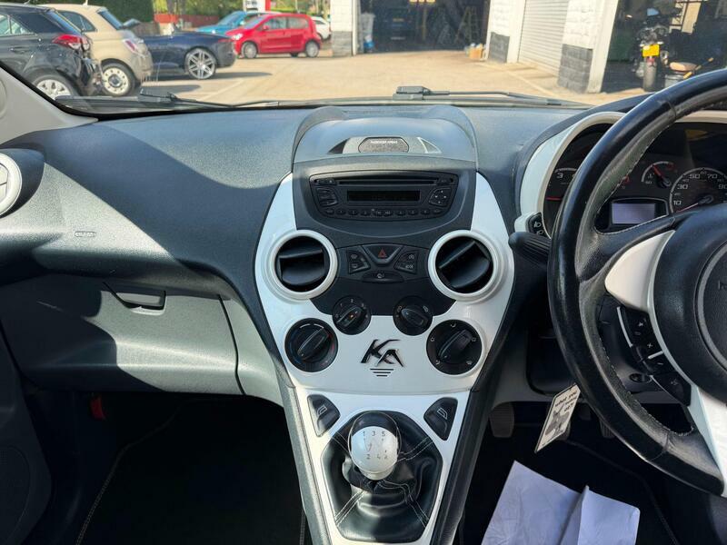 Ford KA Hatchback 1.2 Zetec White Edition Euro 6 Ss White #15