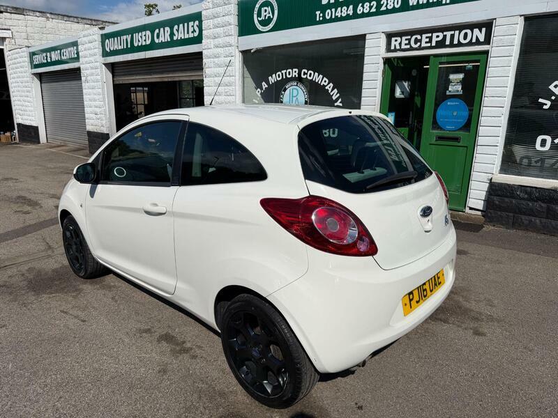 Ford KA 1.2-zetec-white-edition-hatchback-3dr-petrol-manua White #3