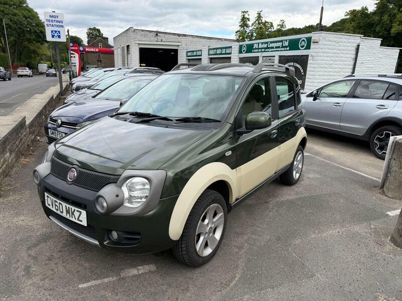 Fiat Panda 1.3-multijet-16v-4x4-cross-hatchback-5dr-diesel-ma Green