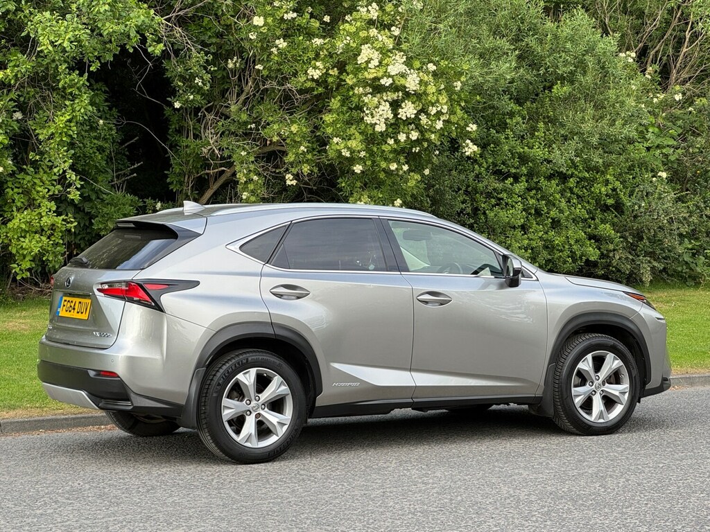 Lexus NX 2.5 300H Luxury 153 Bhp Excellent Condition Silver #3