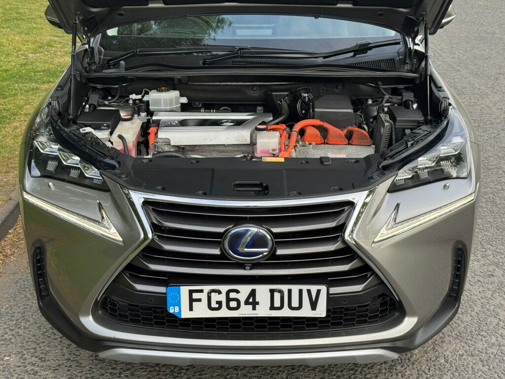 Lexus NX 2.5 300H Luxury 153 Bhp Excellent Condition Silver #13