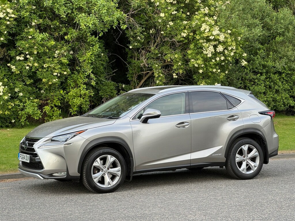Lexus NX 2.5 300H Luxury 153 Bhp Excellent Condition Silver #4