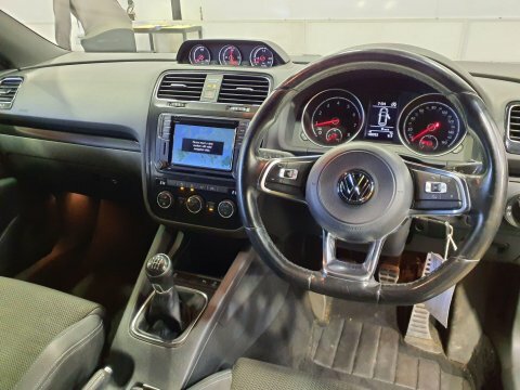 Volkswagen Scirocco 2017 Volkswagen Scirocco 1.4 Gt Tsi Bluemotion Tec Black #22