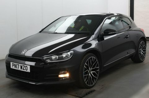Volkswagen Scirocco 1.4 Tsi Bluemotion Black #5
