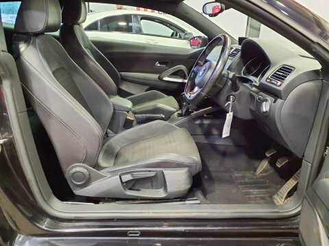 Volkswagen Scirocco 2017 Volkswagen Scirocco 1.4 Gt Tsi Bluemotion Tec Black #24