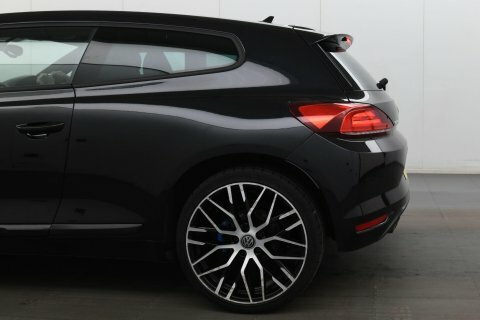 Volkswagen Scirocco 2017 Volkswagen Scirocco 1.4 Gt Tsi Bluemotion Tec Black #10