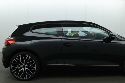 Volkswagen Scirocco 2017 Volkswagen Scirocco 1.4 Gt Tsi Bluemotion Tec Black #17