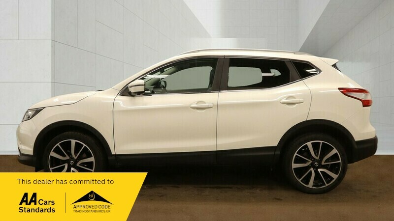 Nissan Qashqai Tekna Dig-t White #6