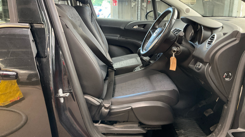 Vauxhall Meriva 1.4T 16V Se Blue #9